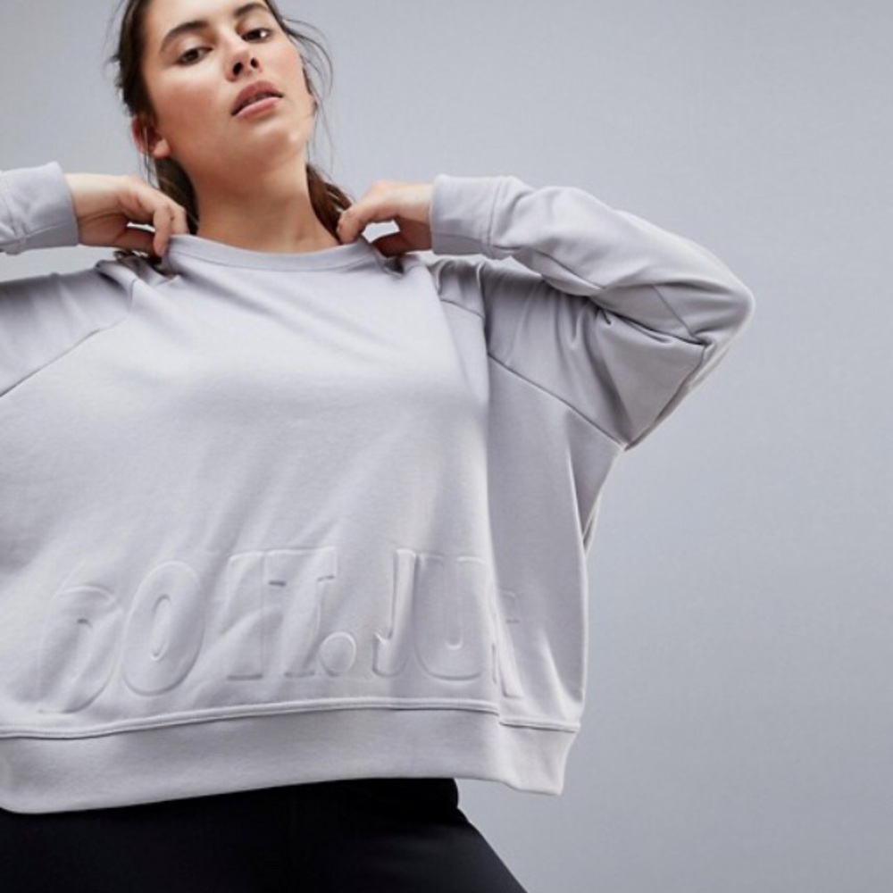 💕Nike Versa Training Crop Sweatshirt, NWT Sz 3x - Picture 7 of 7